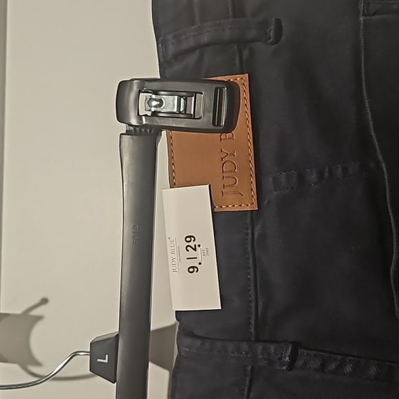 Judy blue high rise cuffed navy jogger/jeans - Picture 4 of 7